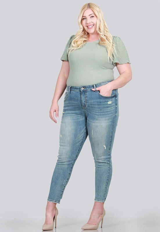 Distressed Mid-rise Skinny plus size with clean hem