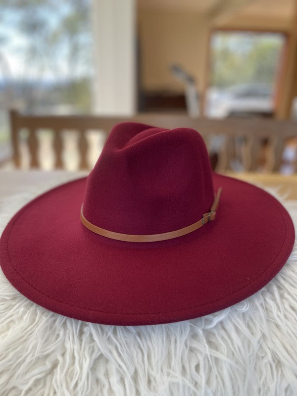 Structured wide brim panama hat in vegan felt With