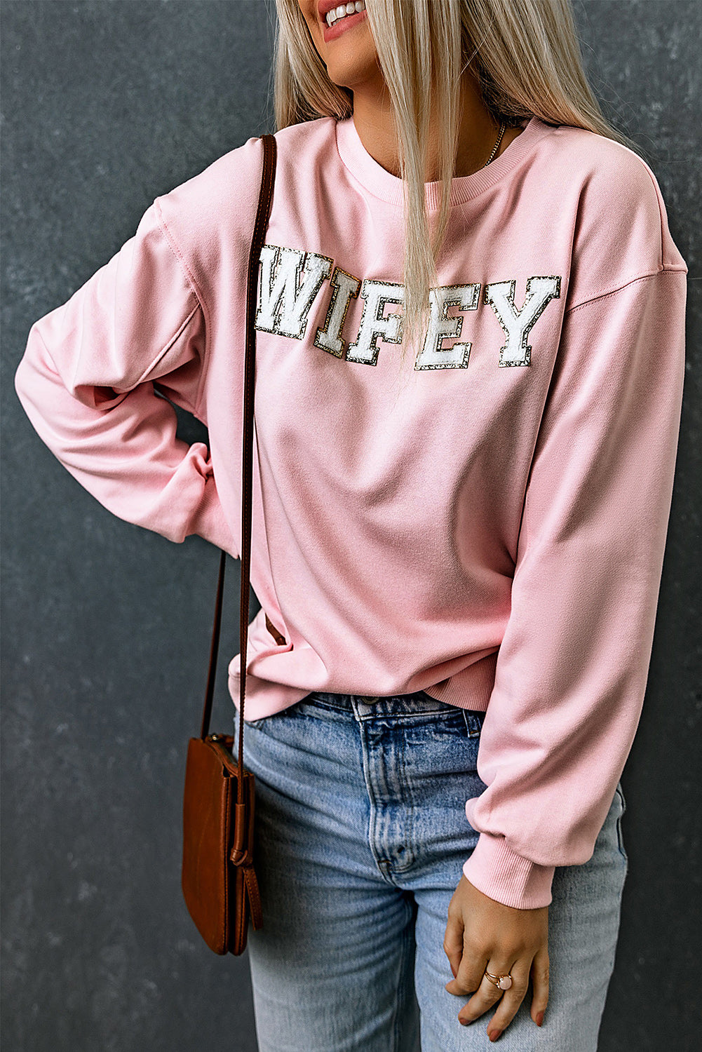 WIFEY Graphic Crewneck Sweatshirt