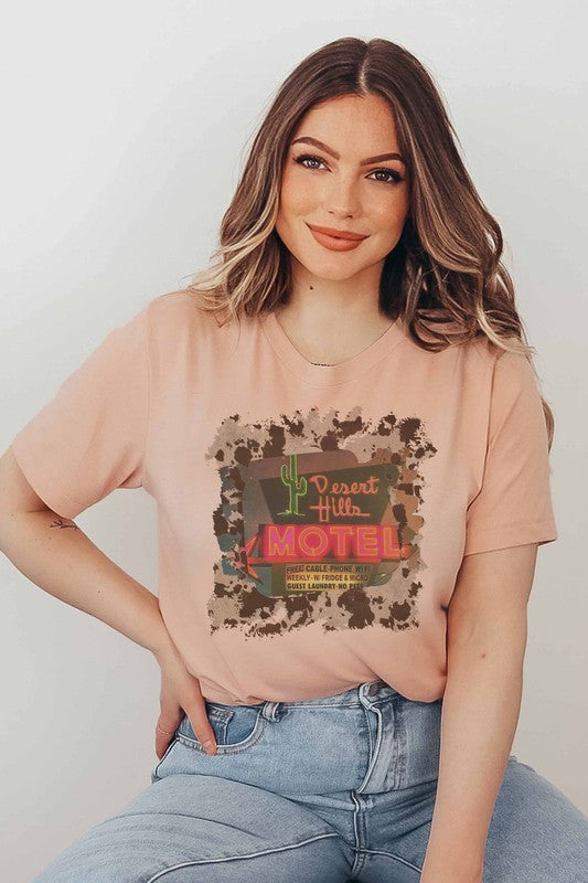 RETRO WESTERN COLLAGE GRAPHIC TEE