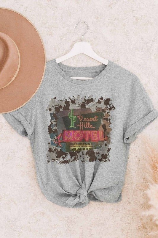 RETRO WESTERN COLLAGE GRAPHIC TEE