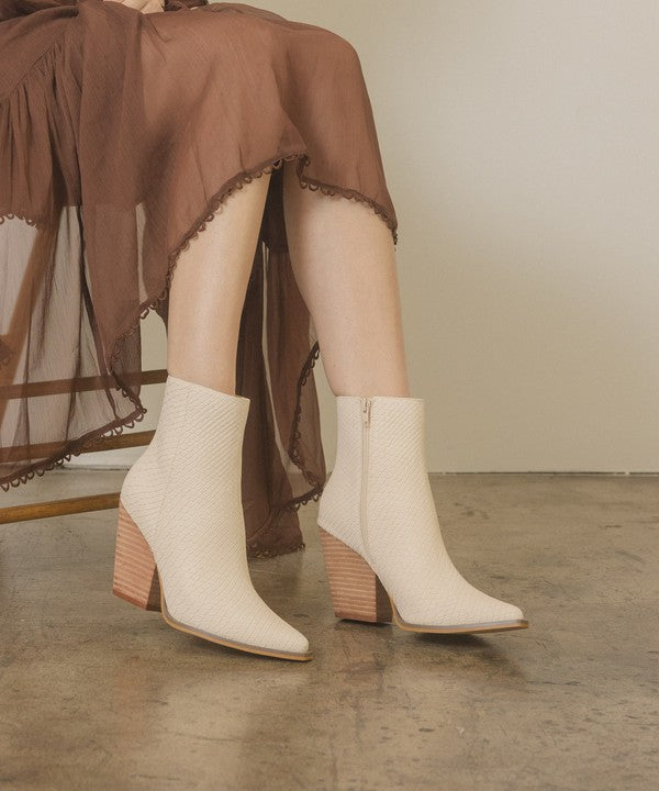 Sonia - Western Ankle Boots