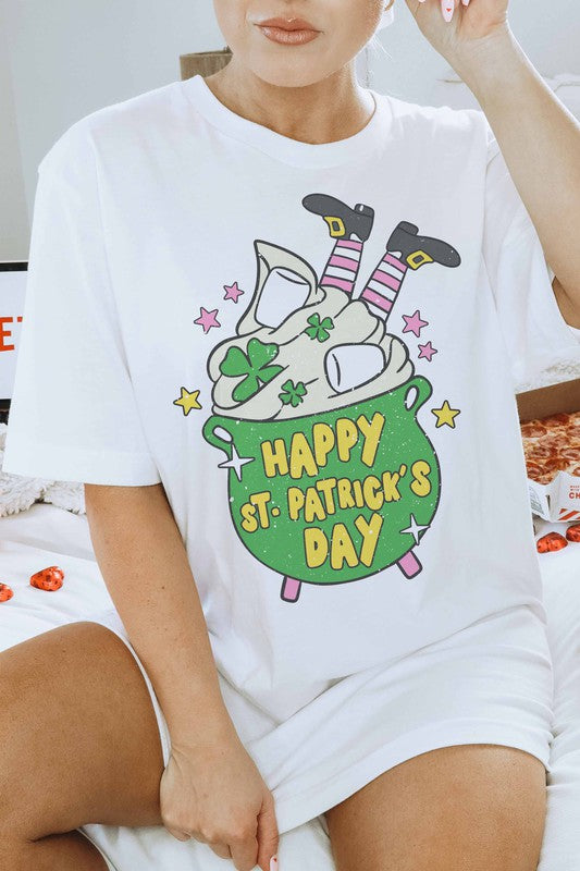 HAPPY ST PATRICK'S DAY GRAPHIC TEE