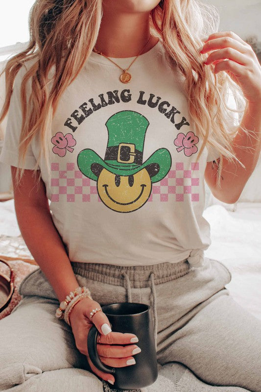 FEELING LUCKY GRAPHIC TEE