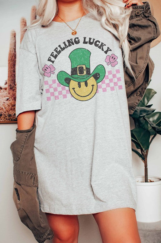 FEELING LUCKY GRAPHIC TEE