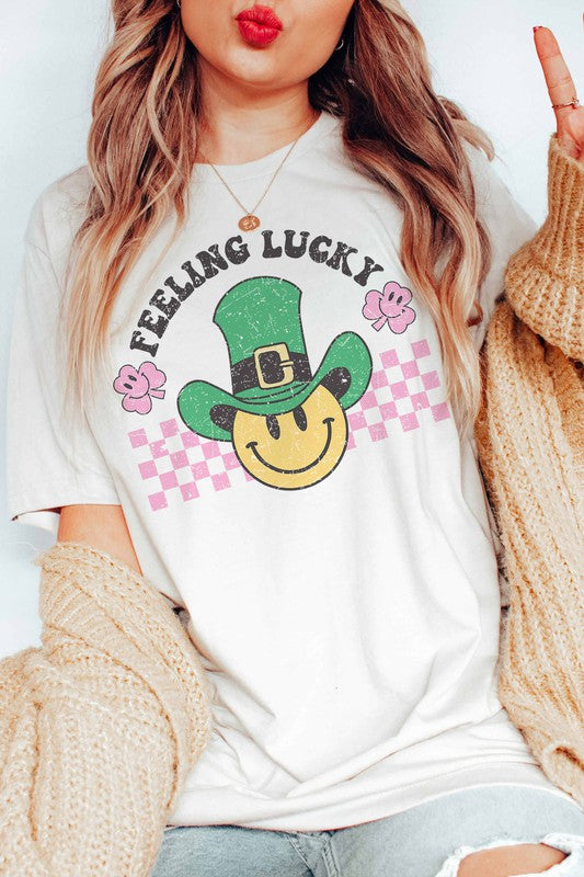 FEELING LUCKY GRAPHIC TEE