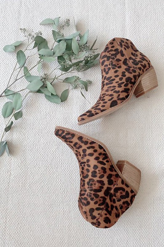 Amour Booties