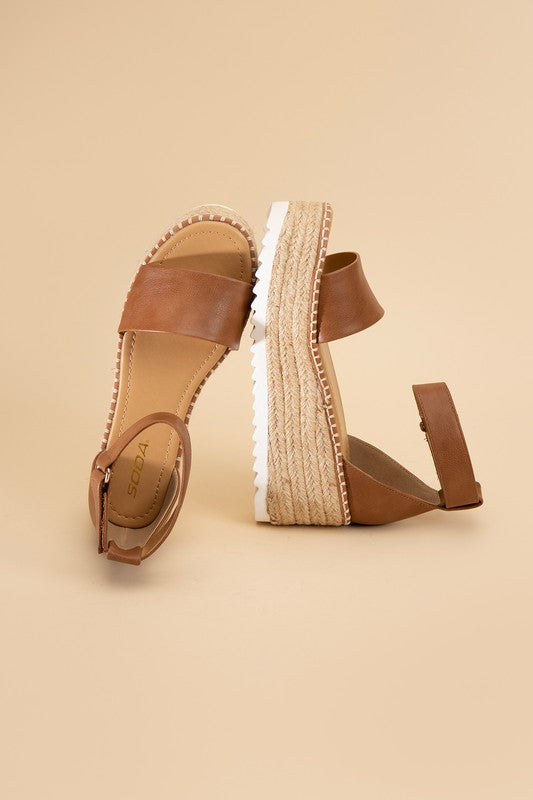 Tucking Platform Sandals