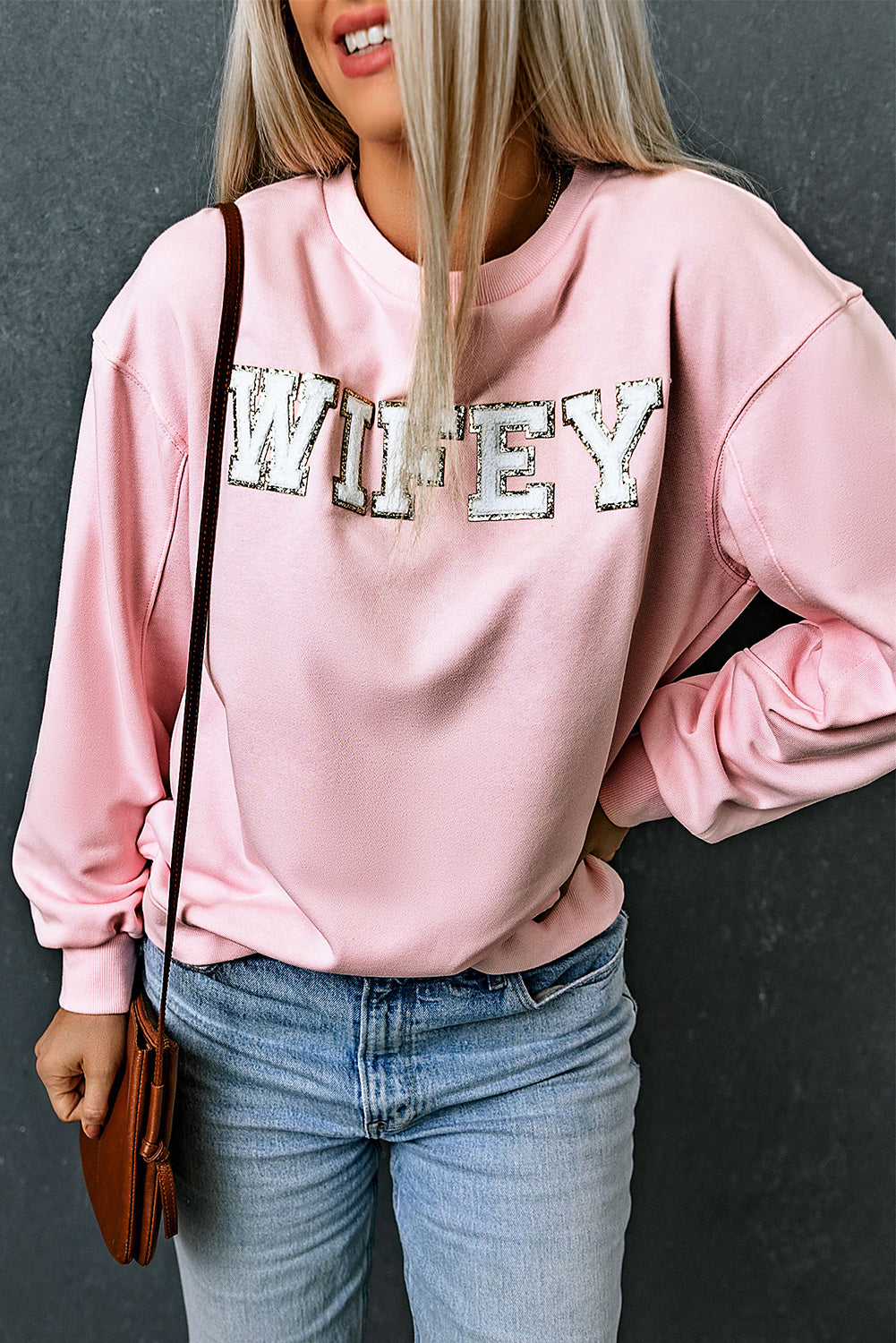 WIFEY Graphic Crewneck Sweatshirt