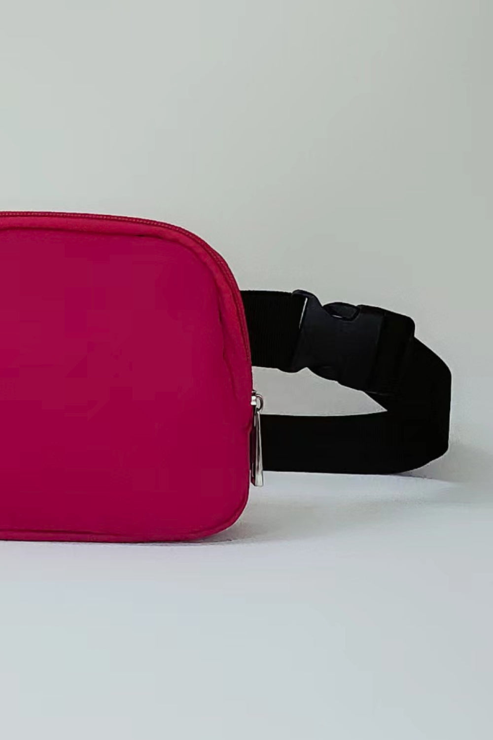 Buckle Zip Closure Fanny Pack