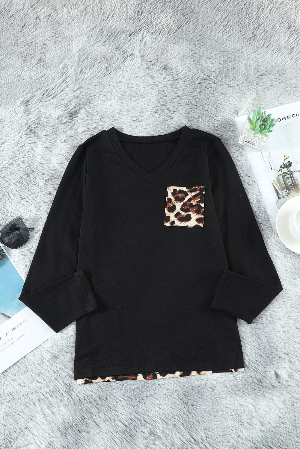 Girls Printed V-Neck Long Sleeve Top